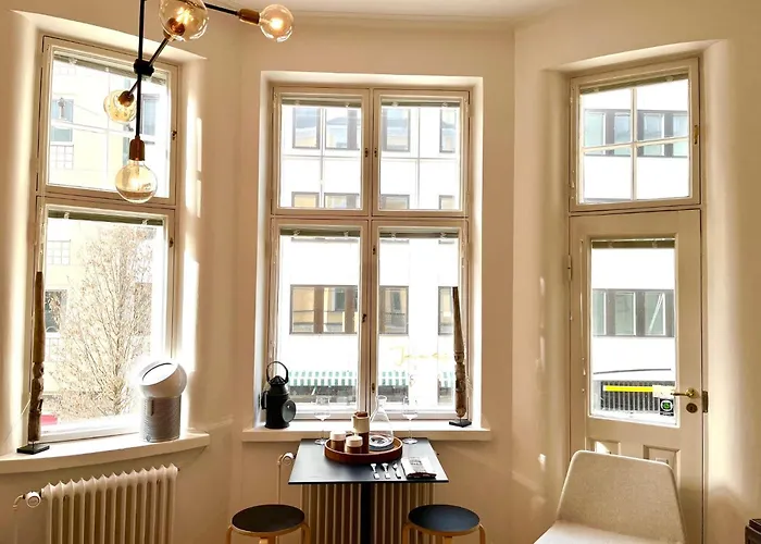 Iso Roobertinkatu - Picturesque Area In Center הלסינקי