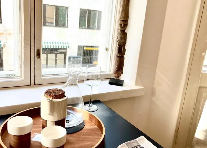 Iso Roobertinkatu - Picturesque Area In Center